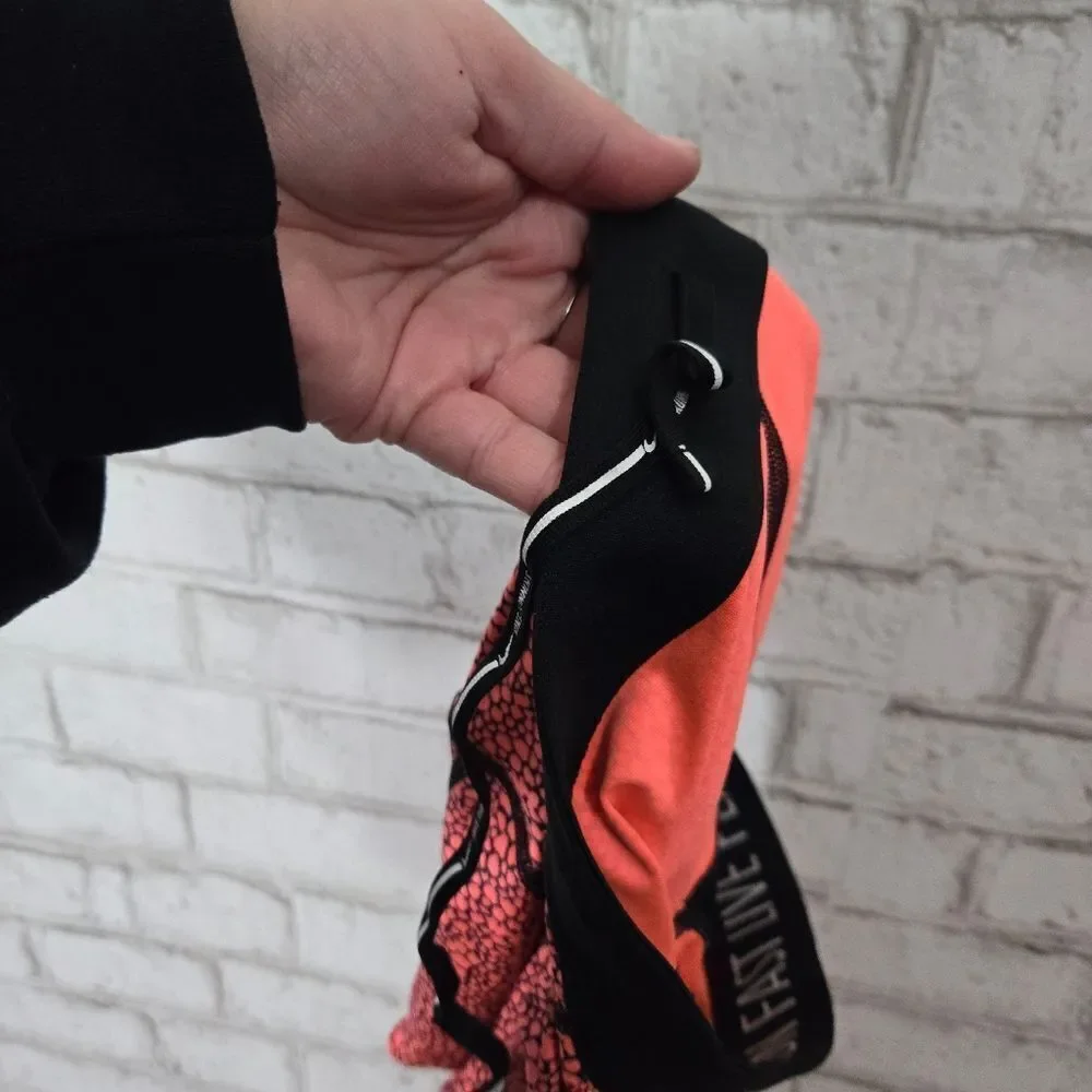 Nike Coral Pink Printed Capri Leggings with Black Waistband